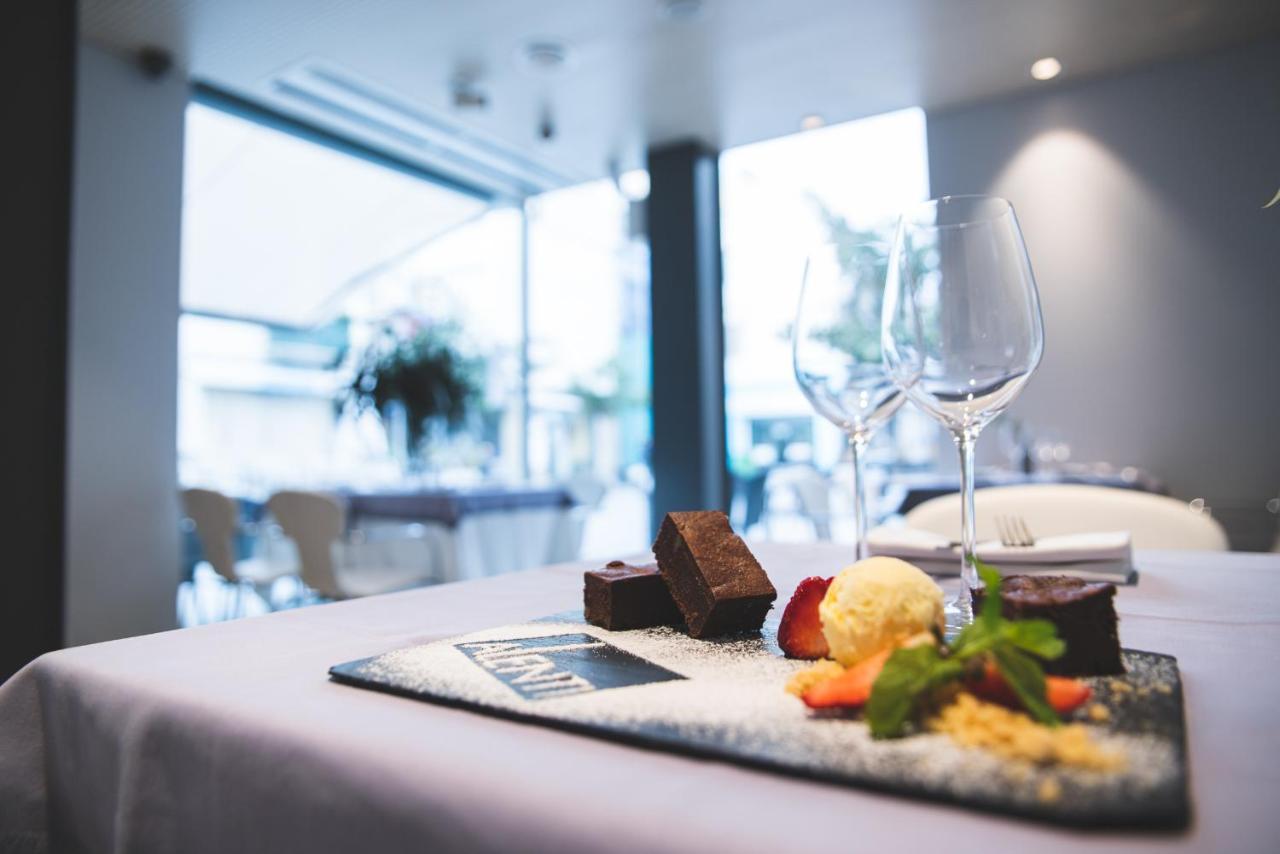 Alenti Sitges Hotel Dış mekan fotoğraf