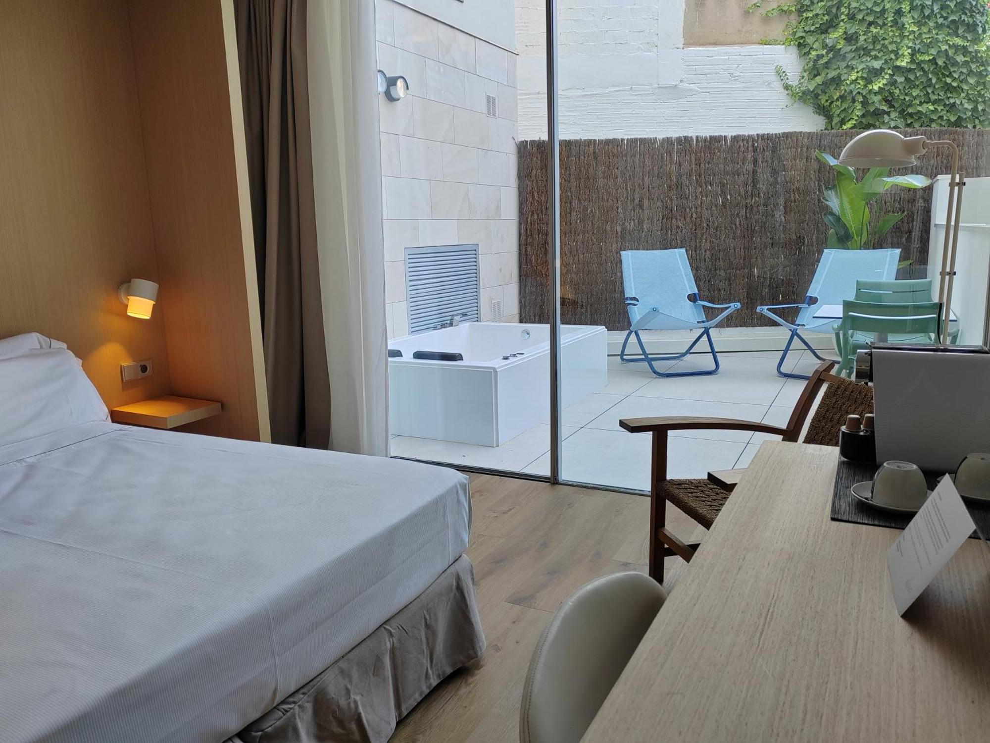 Alenti Sitges Hotel Dış mekan fotoğraf